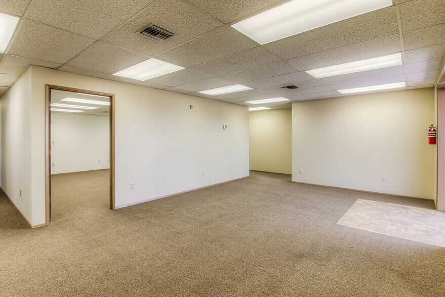 More Photos Of 2201 E Edison Rd, Sunnyside Office For Sale