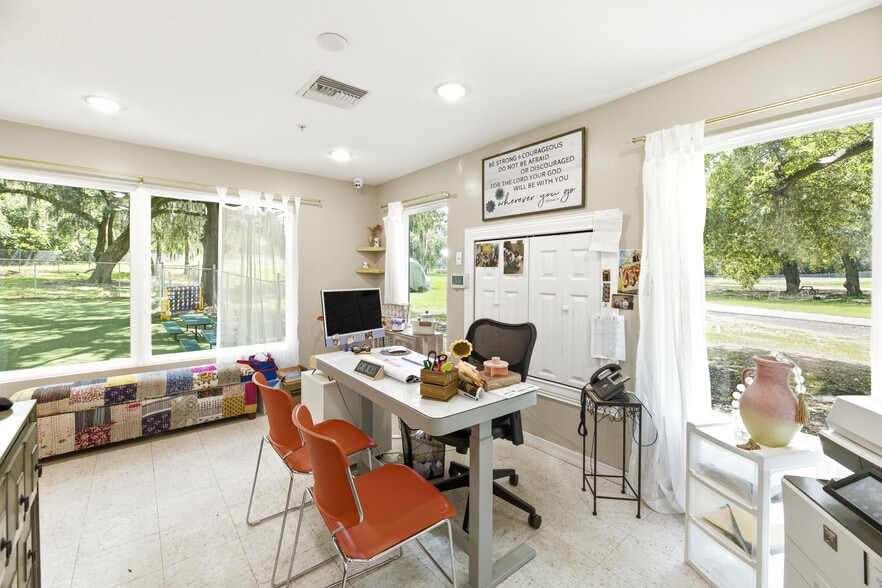 More Photos Of 6837 Lakeville Rd, Orlando Religious Facility For Sale