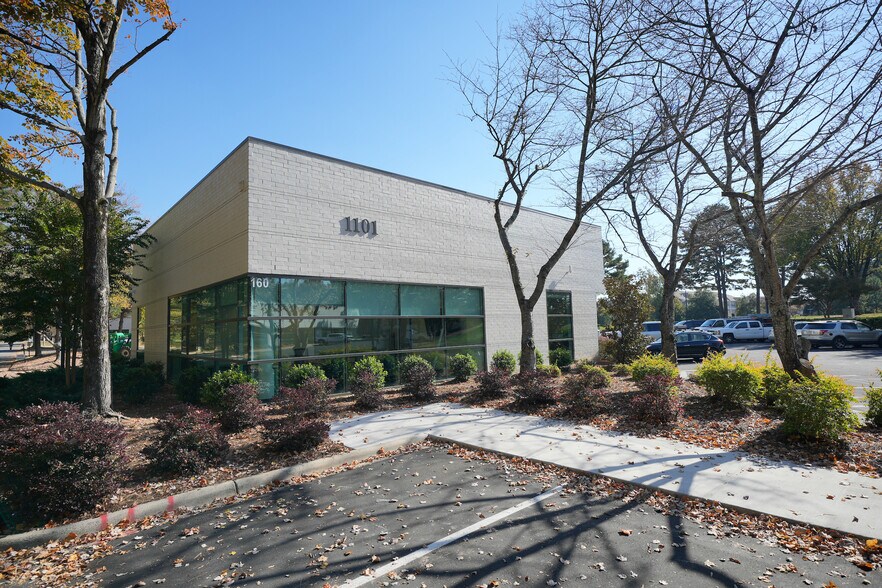 More Photos Of 1201-1221 Wood Ridge Center Dr, Charlotte Medical For Lease