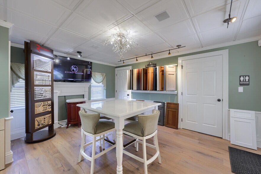 More Photos Of 2603 Lititz Pike, Lancaster General Retail For Sale