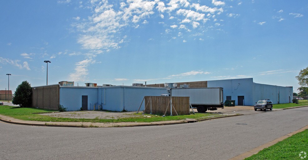 More Photos Of 1100-1136 London Blvd, Portsmouth Freestanding For Lease