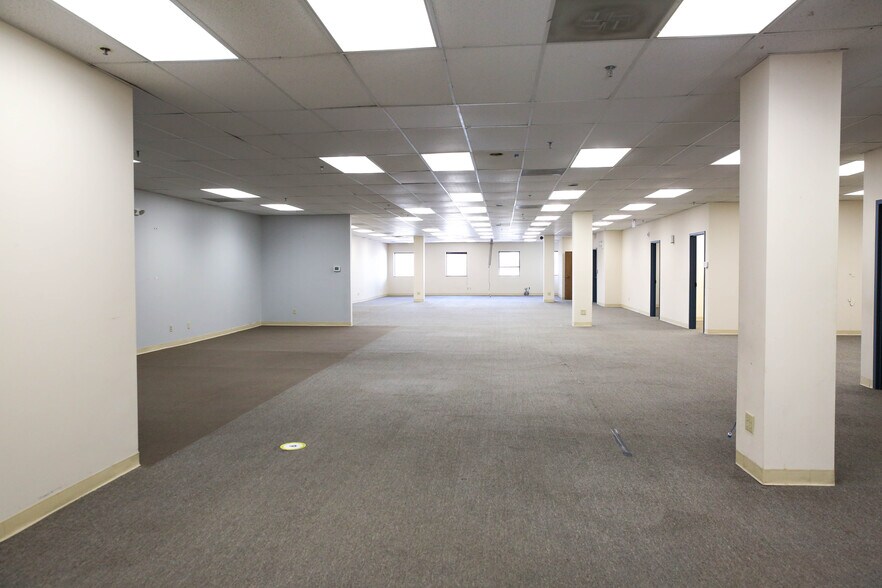 More Photos Of 626 Minnesota Ave, Kansas City Office For Lease