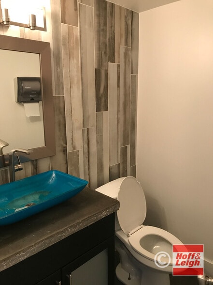 More Photos Of 100 Kalamath St, Denver Freestanding For Sale