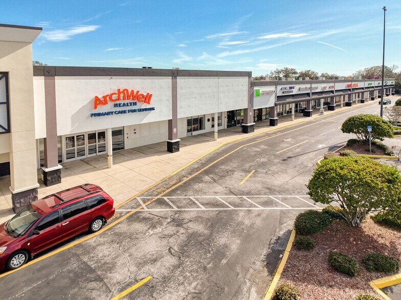 More Photos Of US Highway 19, Holiday General Retail For Lease