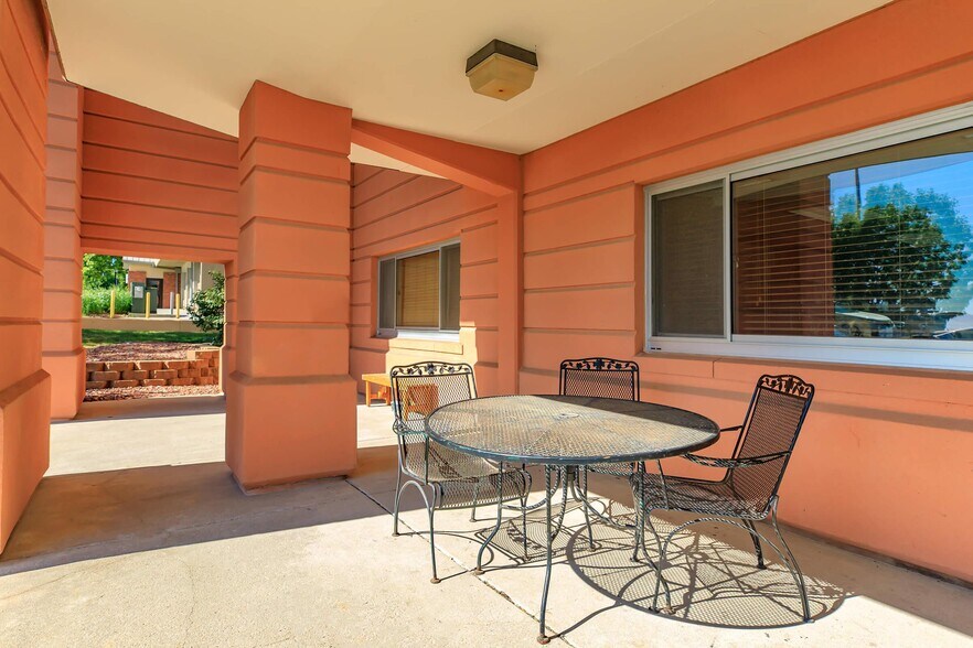 More Photos Of 320 N 22nd St, Omaha Apartments For Sale