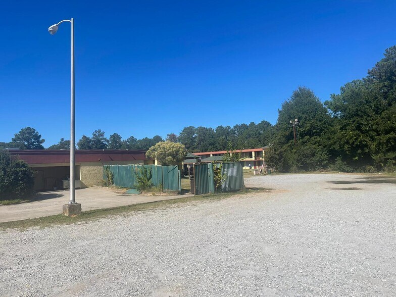 More Photos Of 1700 US-280, Phenix City Hotel For Sale