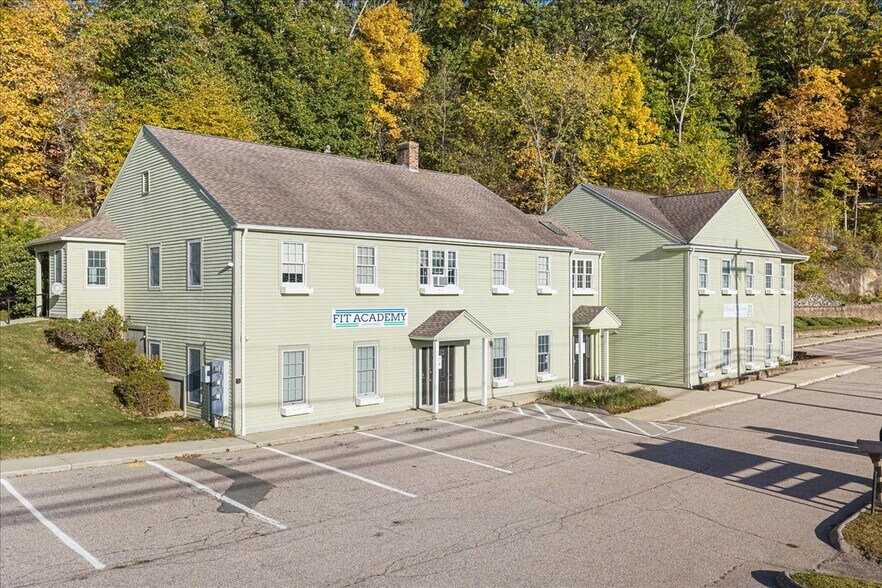 More Photos Of 620 Norwich New London Tpke, Uncasville Office For Lease