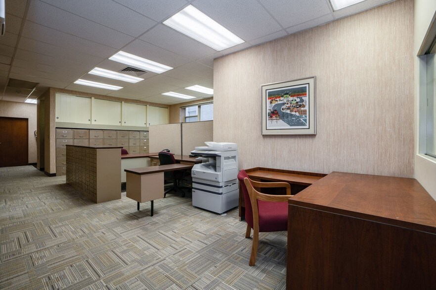 More Photos Of 303 Mill St, Poughkeepsie Office For Sale