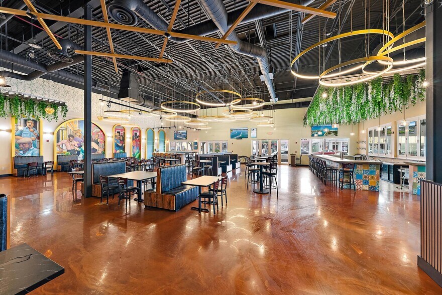 More Photos Of 604 Lake Avenue, Lake Worth Beach Restaurant For Lease