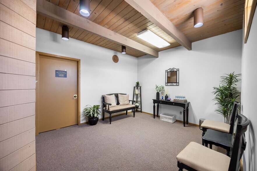 More Photos Of 630-640 S Glassell St, Orange Office For Sale