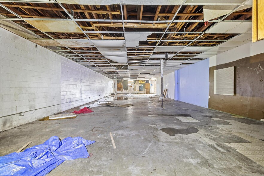 More Photos Of 2980 Myers St, Oroville General Retail For Sale