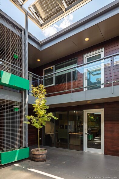 More Photos Of 904 West Ave, Austin Office Residential For Sale
