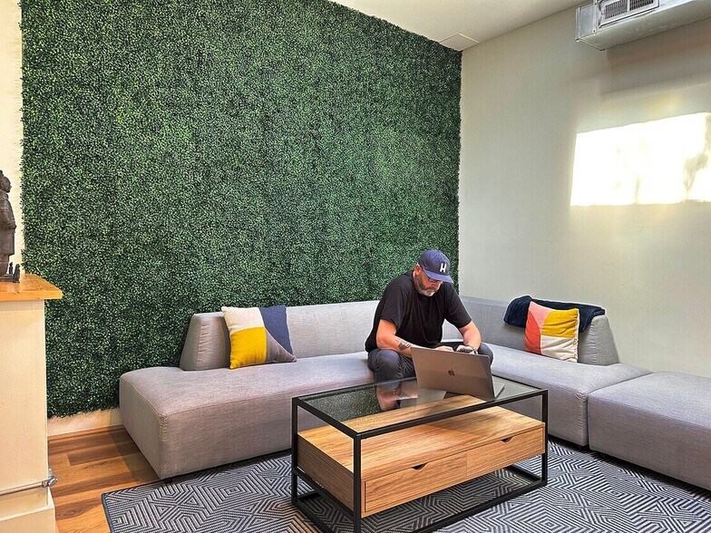 More Photos Of 106 W Jefferson St, Falls Church Flex For Sale