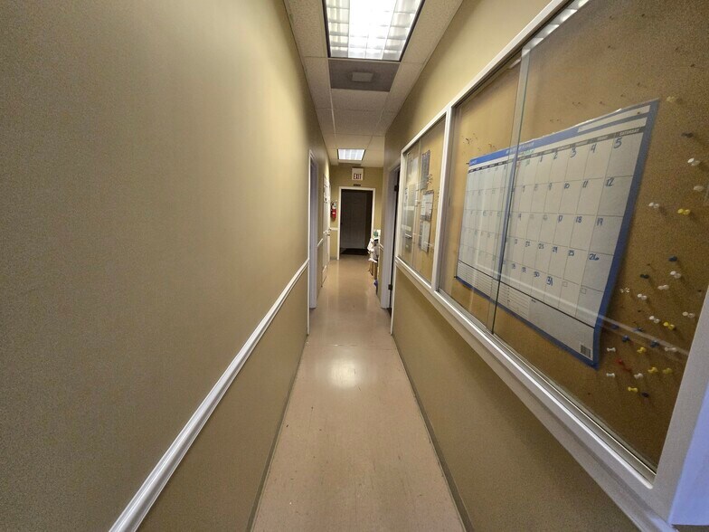 More Photos Of 4848 Getwell Rd, Memphis Warehouse For Sale