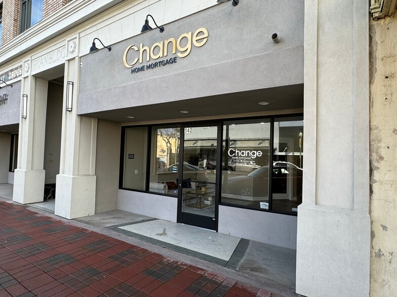 More Photos Of 138-142 S K St, Tulare Storefront Retail Office For Lease
