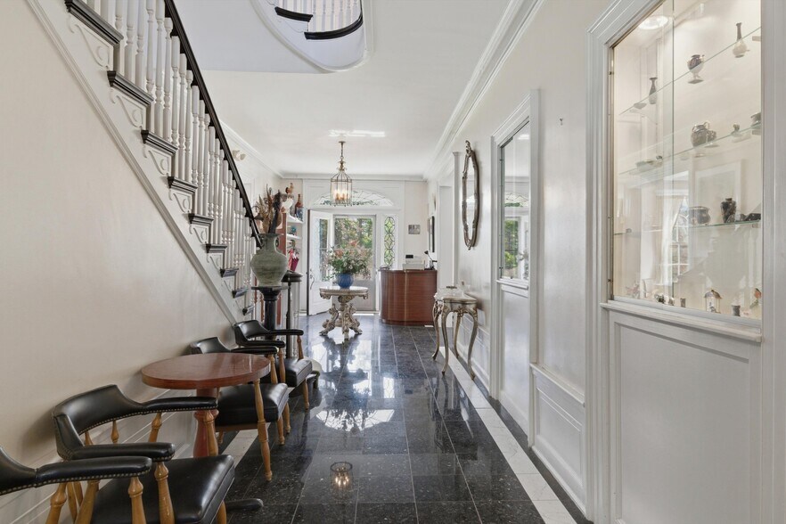More Photos Of 2255 Ballston Ave, Saratoga Springs Restaurant For Sale