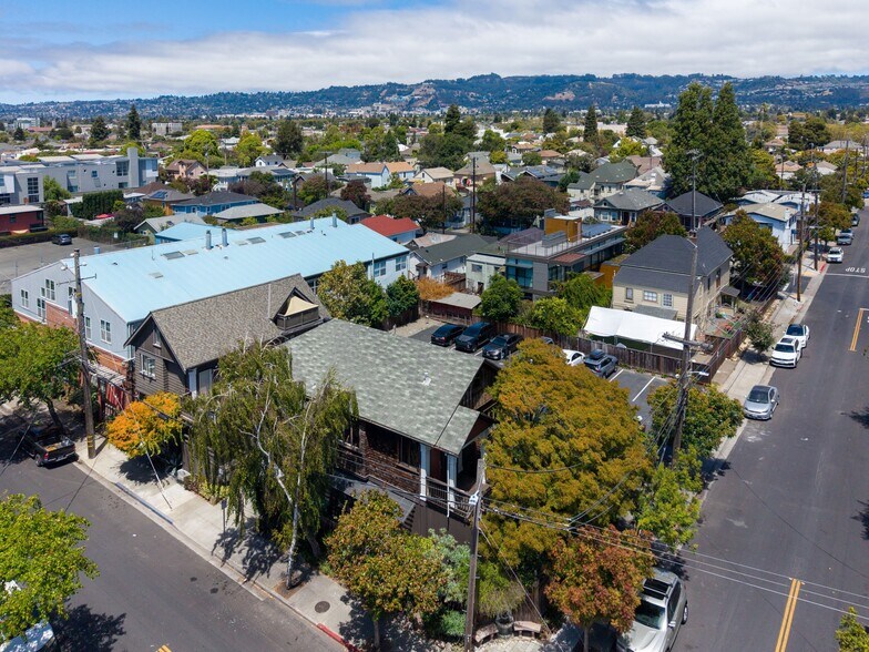 More Photos Of 5500 Doyle St, Emeryville Office For Sale