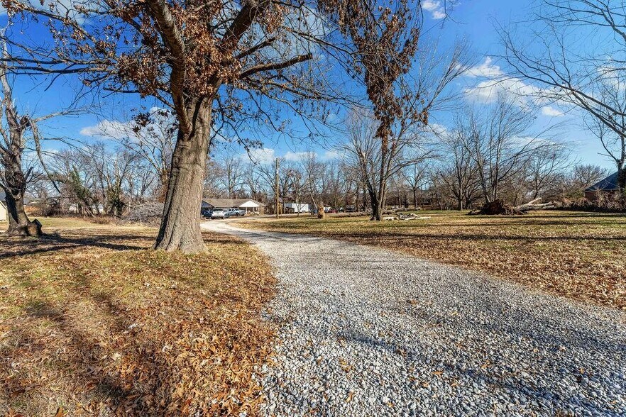 More Photos Of 804 NE J St, Bentonville Land For Sale