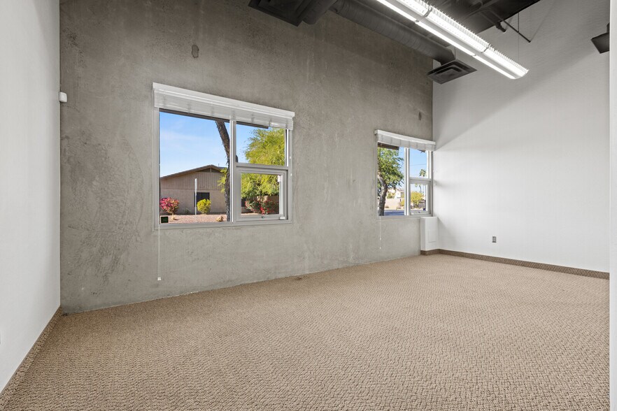 More Photos Of 5425 E Bell Rd, Scottsdale Medical For Sale