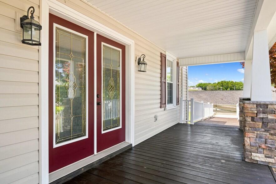 More Photos Of 6245 University Park Dr, Radford Office Residential For Sale