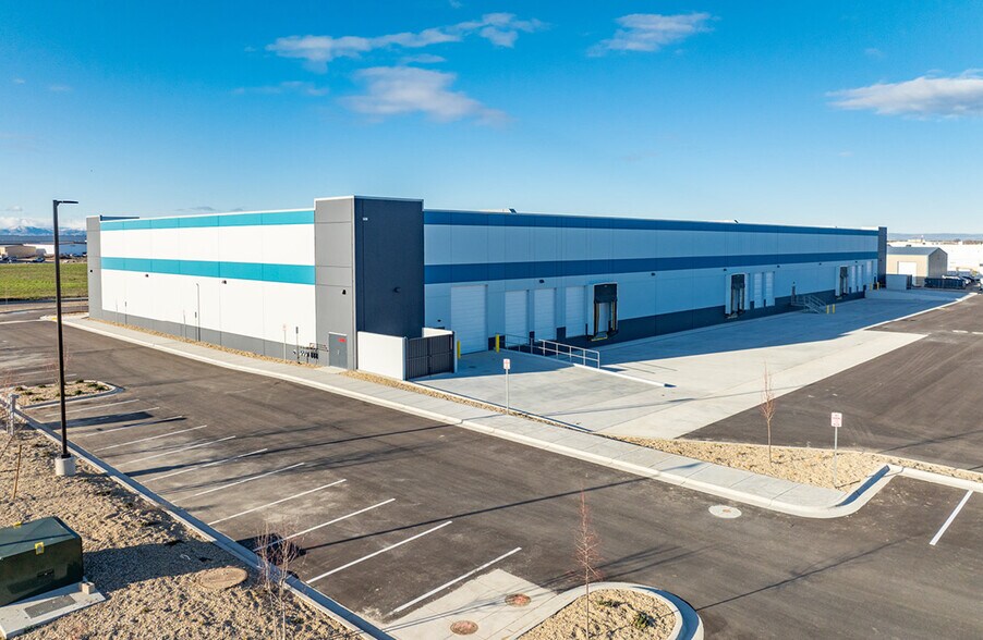 More Photos Of Smeed Parkway, Caldwell Unknown For Lease