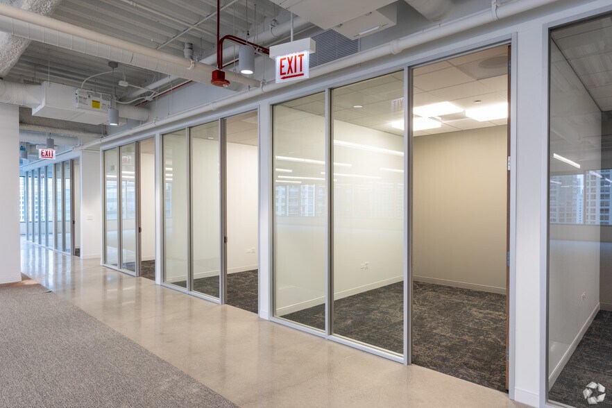 Photo of 17th Floor Ste 1700