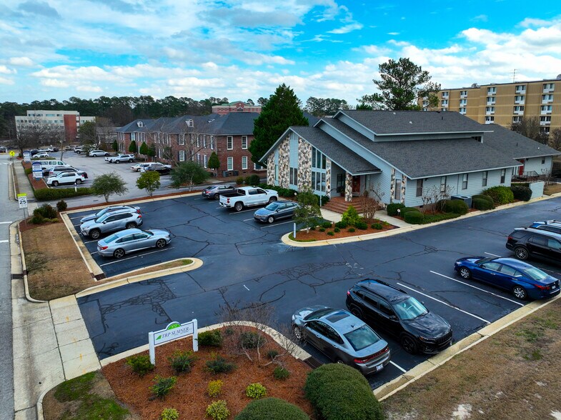 More Photos Of 572 Executive Pl, Fayetteville Medical For Lease