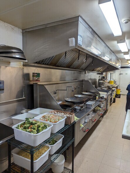 More Photos Of 380 Lyndoch St, Corunna Restaurant For Sale