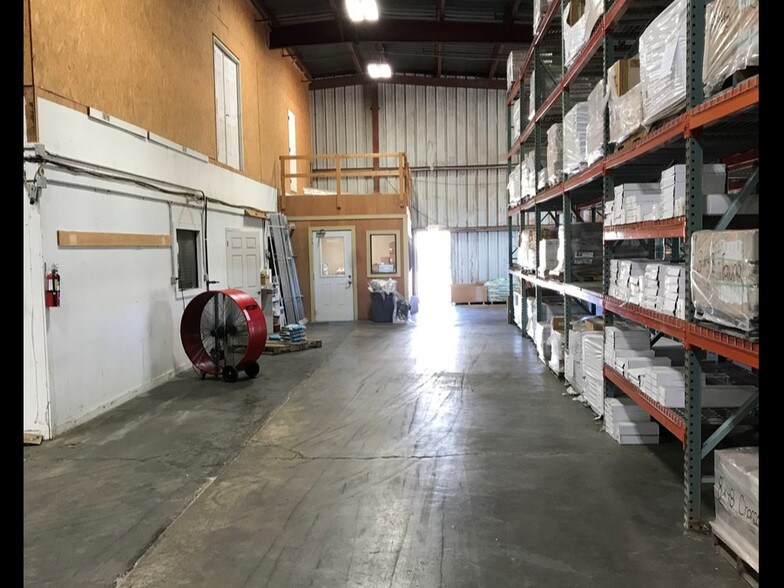 More Photos Of 11765 Darryl Dr, Baton Rouge Warehouse For Lease