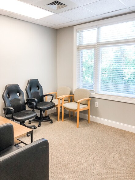 More Photos Of 5003 Southpark Dr, Durham Medical For Sale