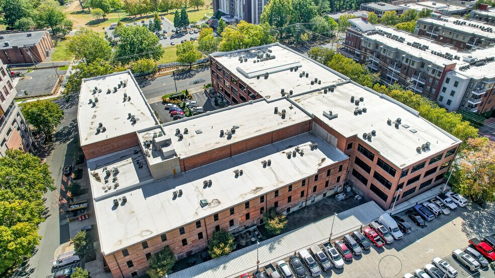 More Photos Of 1300 South Blvd, Charlotte Office For Sale