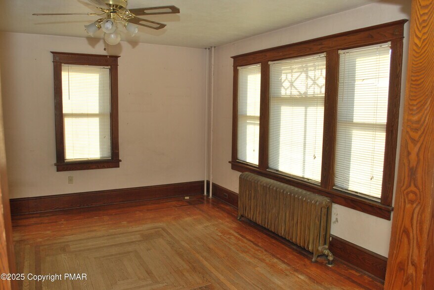 More Photos Of 630 N Courtland St, East Stroudsburg Multifamily For Sale