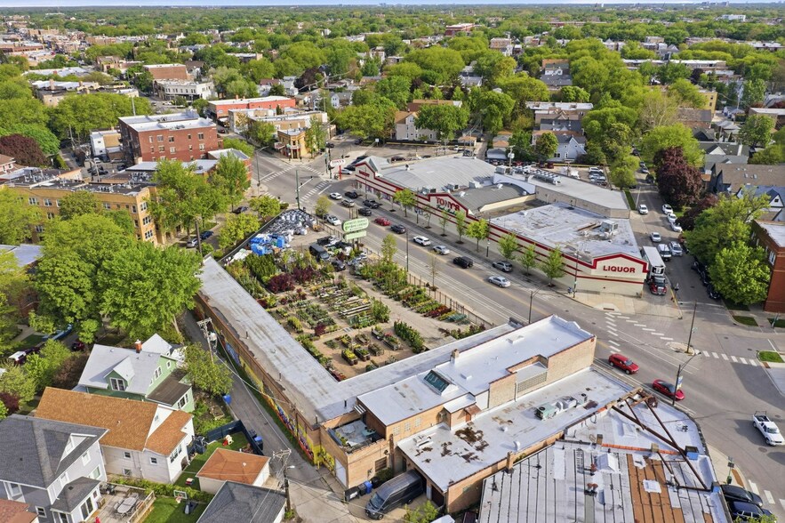 More Photos Of 4110 N Elston Ave, Chicago General Retail For Sale