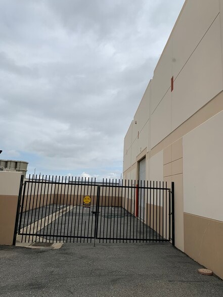 More Photos Of 3468 Webster Ave, Perris Manufacturing For Lease