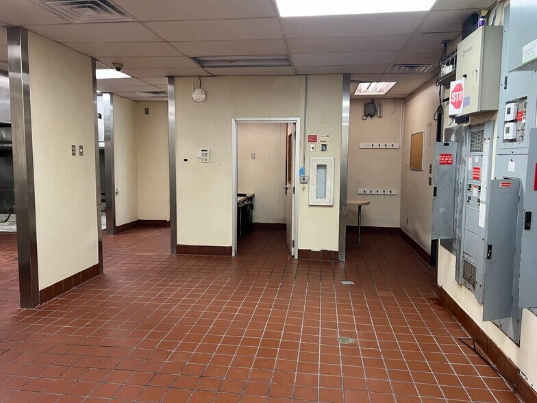 More Photos Of 1380 Cedar Grove Rd, Conley Fast Food For Sale