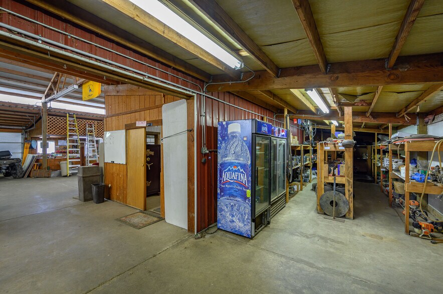 More Photos Of 18460 N Highway 99 W, Dayton Light Manufacturing For Sale