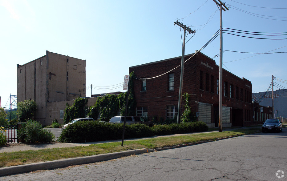 Primary Photo Of 201 Morris St, Toledo Distribution For Lease