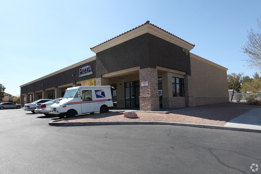 More Photos Of 6711-6731 W Alexander Rd, Las Vegas Freestanding For Lease