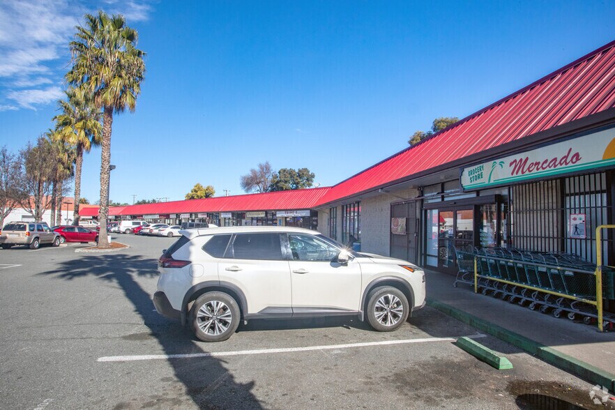 More Photos Of 5302-5320 Monterey Hwy, San Jose Storefront For Sale
