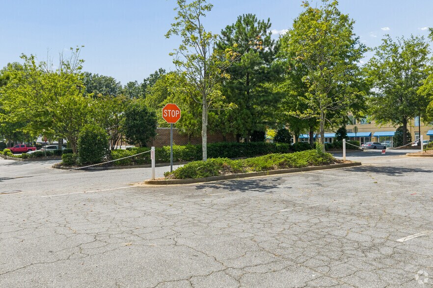 More Photos Of 11556 Rainwater Dr, Alpharetta Land For Sale