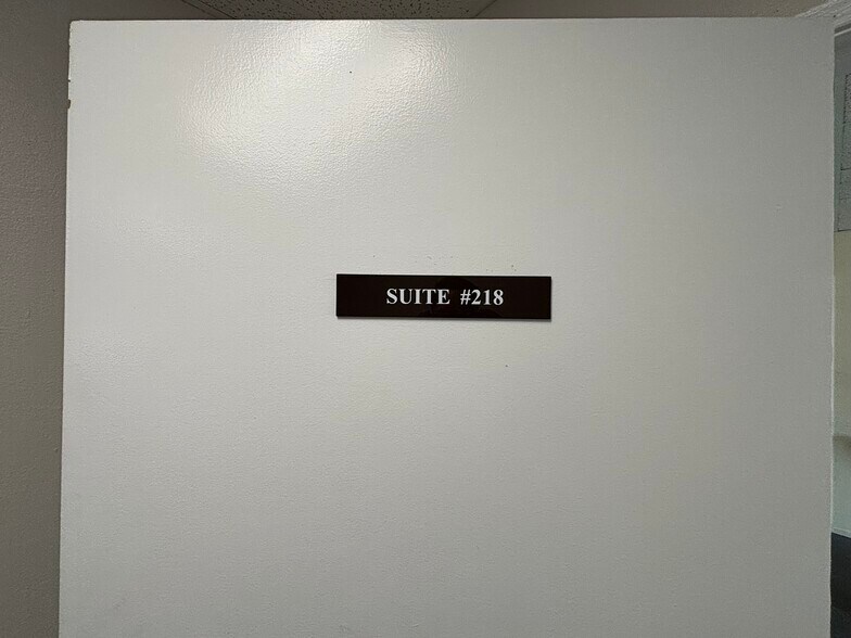 More Photos Of 1850 Warburton Ave, Santa Clara Loft Creative Space For Lease