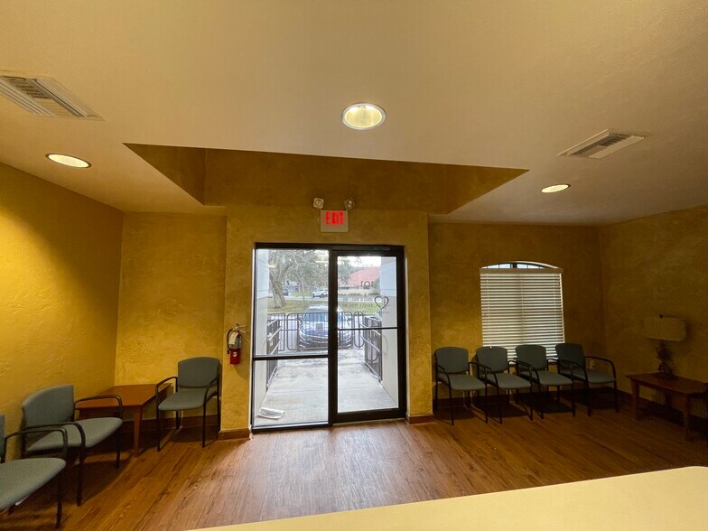 More Photos Of 601 E Dixie Ave, Leesburg Medical For Lease