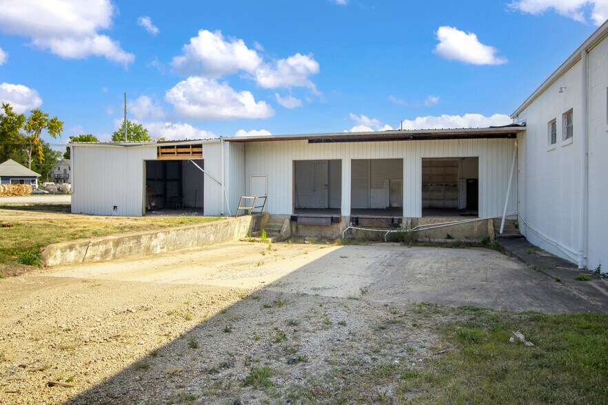 More Photos Of 510 Indianapolis Ave, Lebanon Warehouse For Sale
