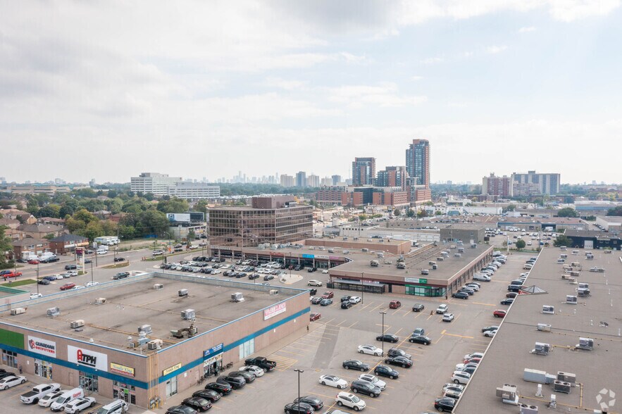 More Photos Of 39 Orfus Rd, Toronto General Retail For Lease