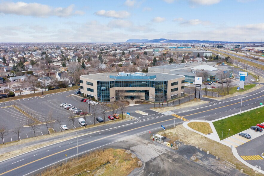 More Photos Of 1205 Rue Ampère, Boucherville Office For Sale