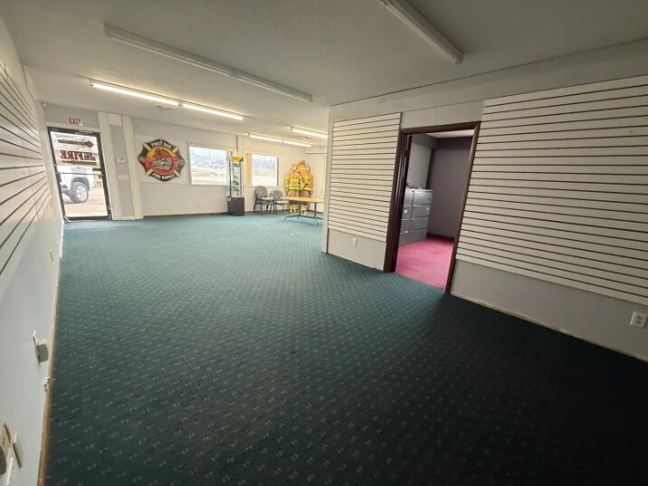 More Photos Of 207 E Kipp Rd, Mason Warehouse For Sale