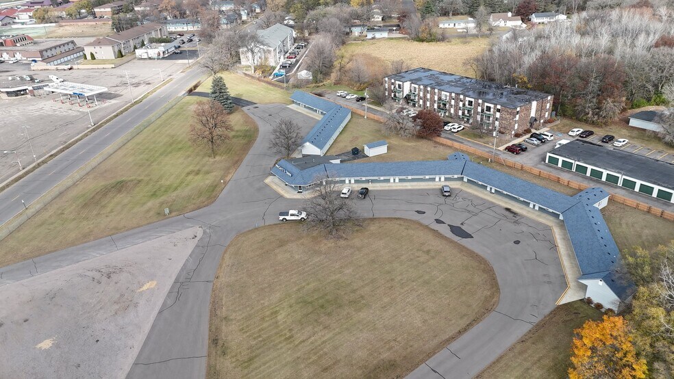 More Photos Of 720 Highway 10, Saint Cloud Hospitality For Sale