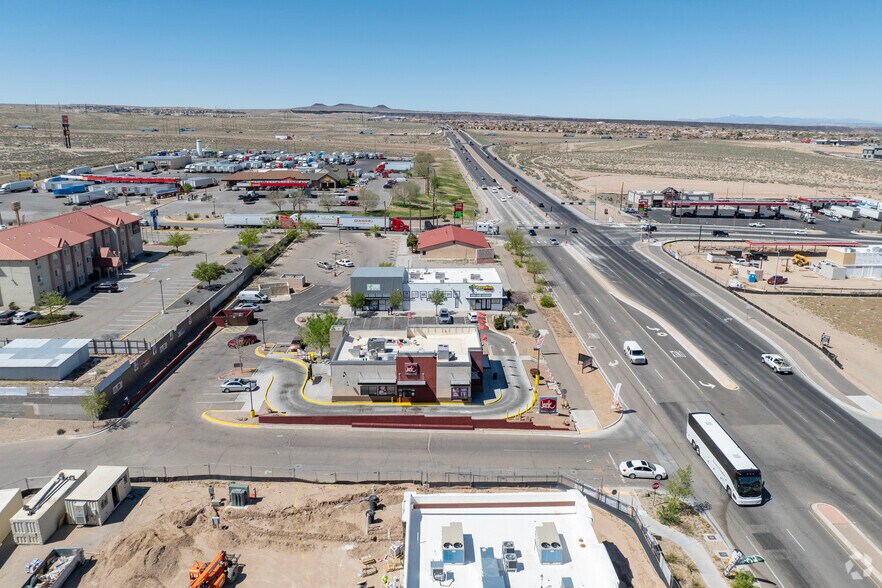 More Photos Of 301 98th St, Albuquerque Fast Food For Sale