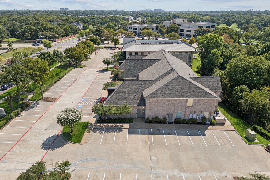 More Photos Of 5808 W Plano Pky, Plano Office For Sale