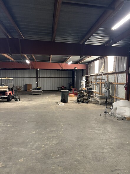 More Photos Of 5440 TX-123 Bypass South, Seguin Industrial For Sale